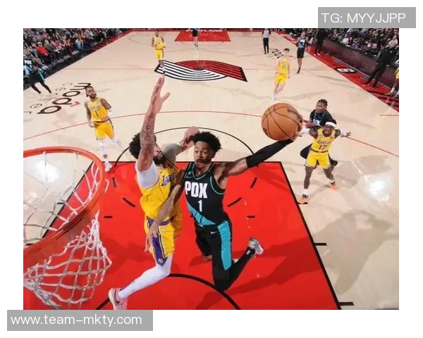 马祖拉谈A西蒙斯防守表现称其强度与专注力能让球队焕然一新