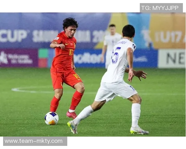 U17国足对阵印度表现不佳技战术失误频繁遭遇反击困扰