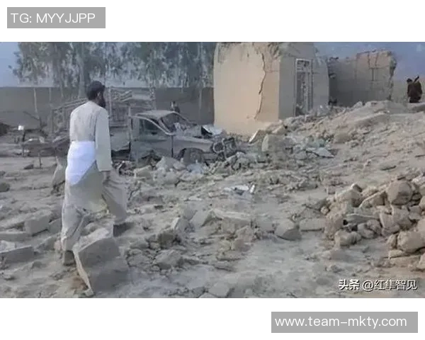 彭南特分析柯蒂斯琼斯与斯洛特之间的意见分歧及潜在摩擦情况